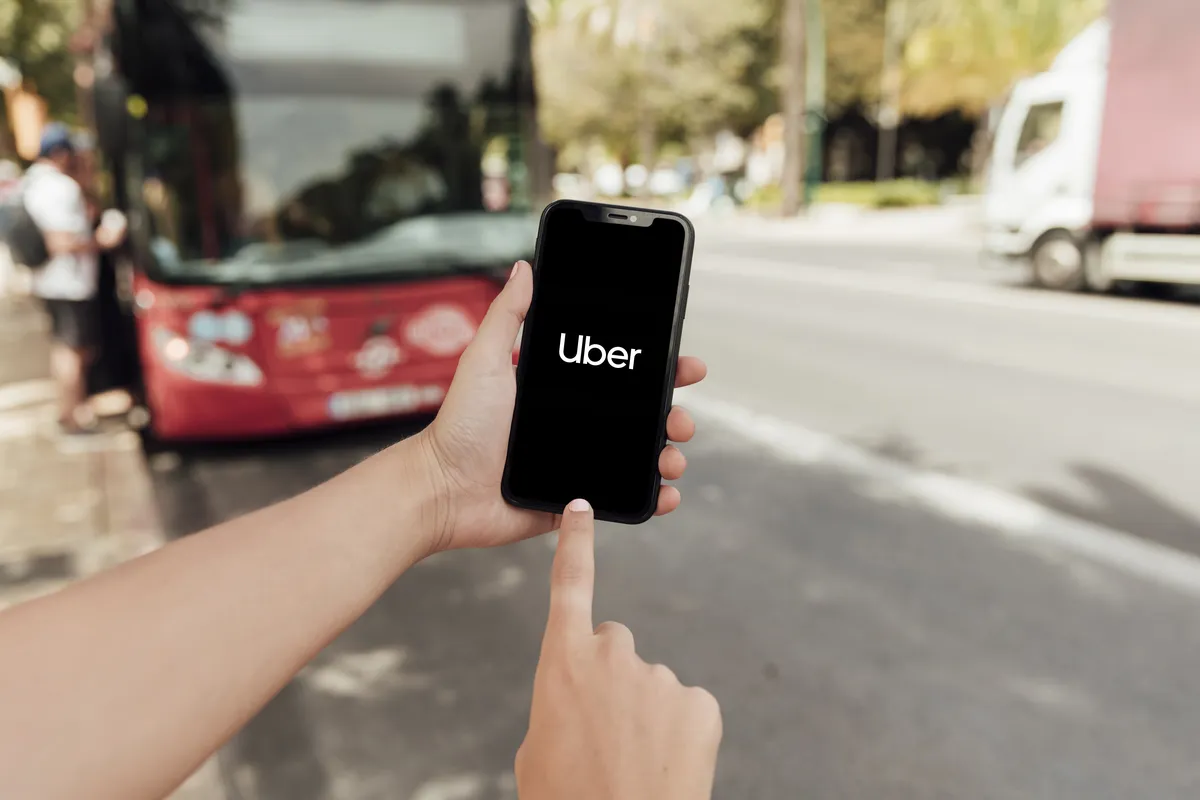 ¿Qué es lo que plantean Uber y Cabify para volver a Barcelona?